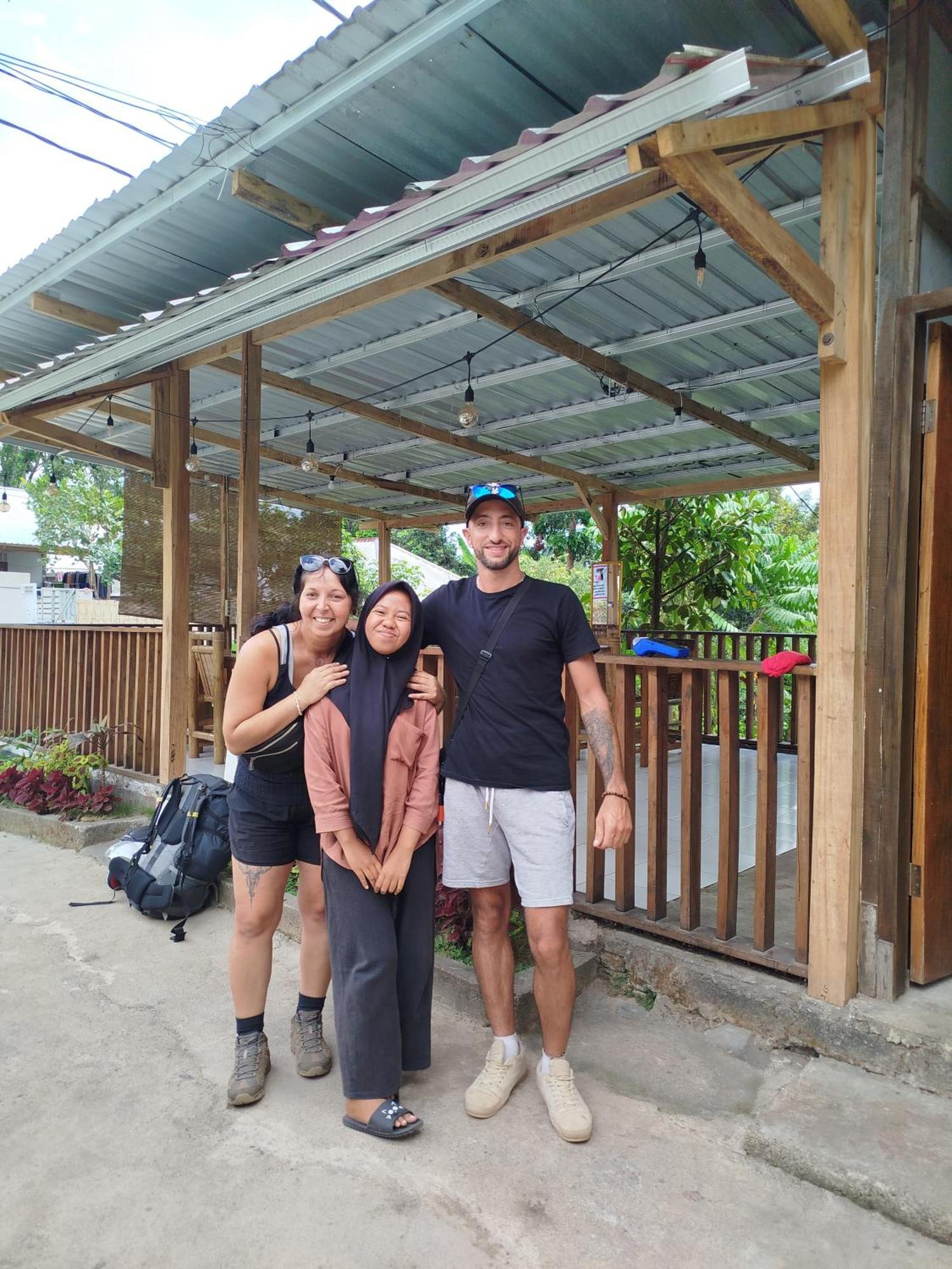 Tatasya Homestay Senaru Ngoại thất bức ảnh
